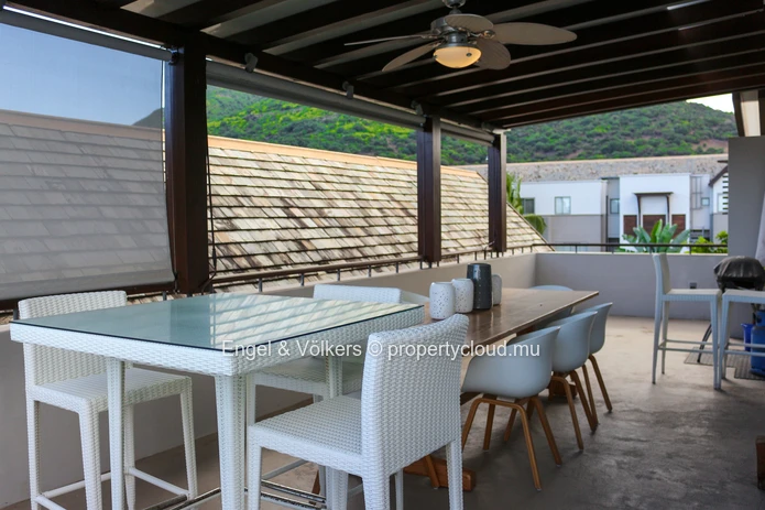 Exquisite Penthouse for Rent on the beautiful West Coast