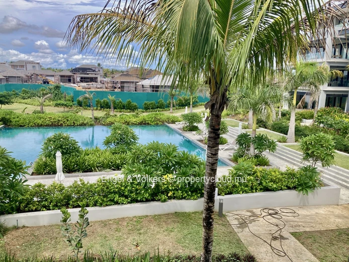 Luxury Living in the heart of golf and beach estate