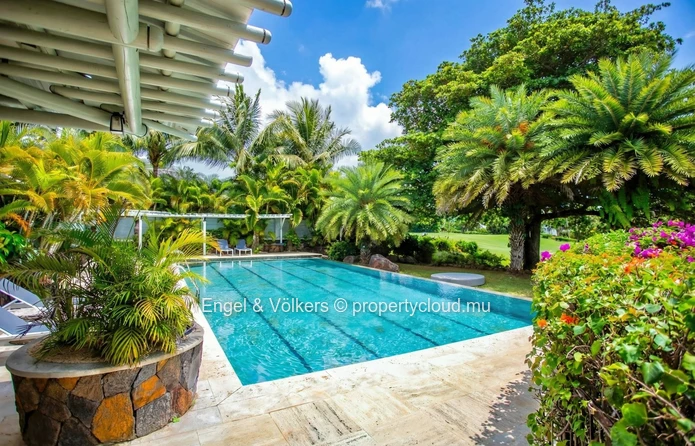 Elegant Tropical Villa at Anahita Golf Resort