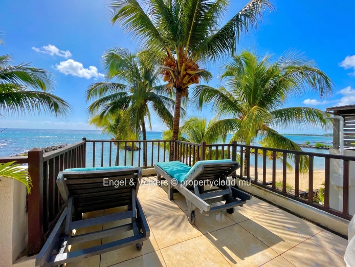 Rare Beachfront Penthouse for RENT