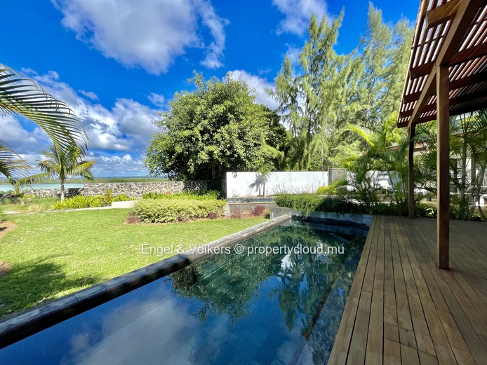Exclusive 4-Bedroom Waterfront Residence