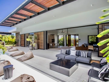 4 Bedroom Villa