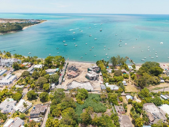 Pieds dans l'eau living - 3 bedroom Seafront Penthouse
