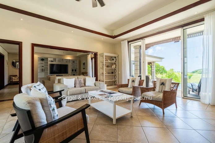 Tranquil Estate Living with Ocean Views