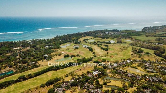 Land in a Renowned Golf Estate