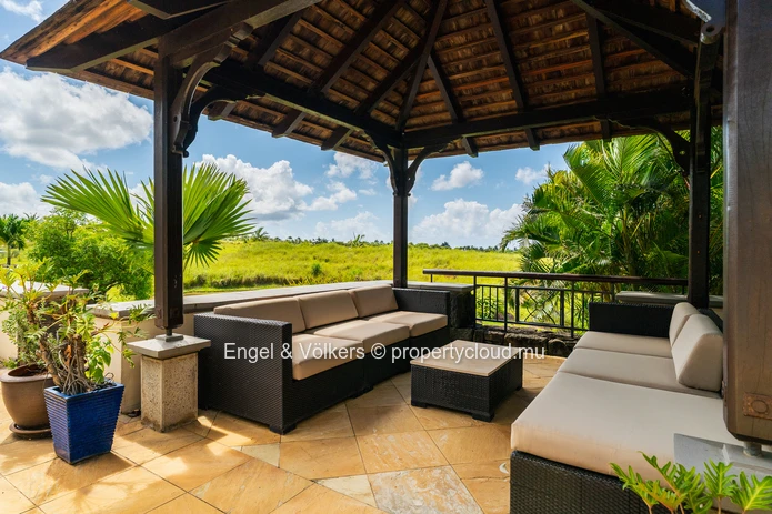 Tranquil Estate Living with Ocean Views