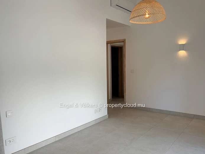 FOR RENT - Unfurnished 4-bedroom villa in Tamarin