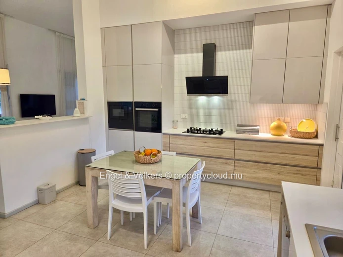 Exceptional and Spacious Villa in Forêt Daruty