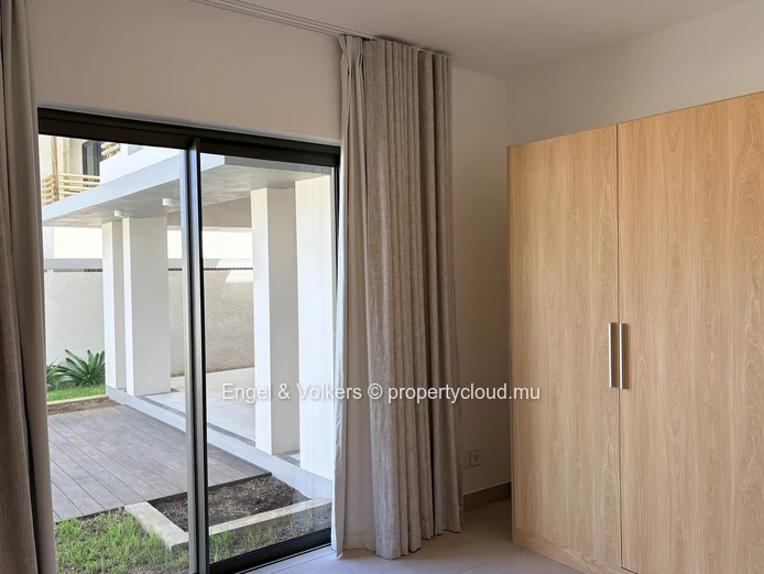 FOR RENT - Unfurnished 4-bedroom villa in Tamarin