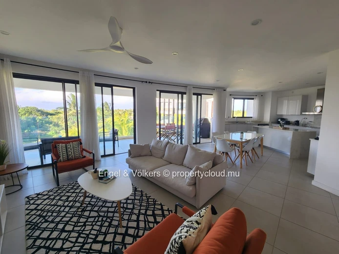 Spacious Modern 3-Bedroom Apartment in Grand Baie