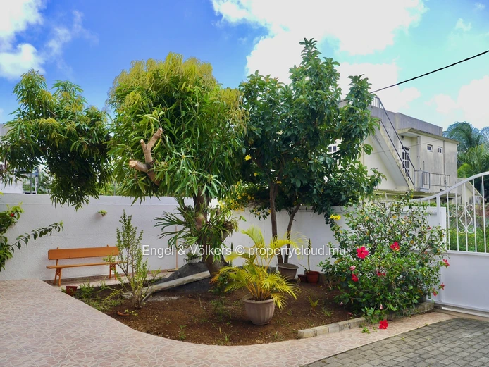 Spacious 5-Bedroom House for Sale in Grand Baie