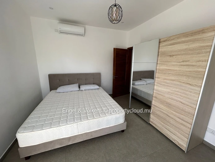 Charming 3-Bedroom House for Rent in Calodyne – Private Pool, Office Space & Close to the Sea