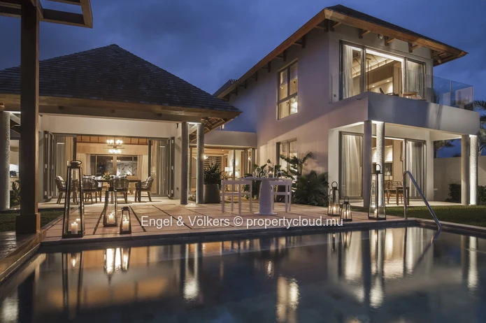 Own a Slice of Heaven with this 4-Bed Tropical Villa with Hotel Access close to Blue Bay