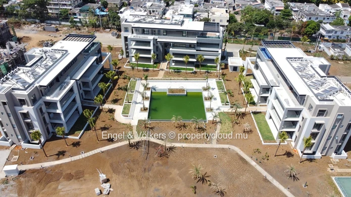 Luxury Living in the heart of golf and beach estate