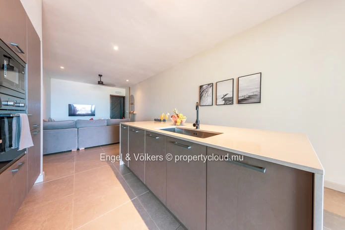 Modern 3-Bedroom Beachfront Apartment with Sea Views
