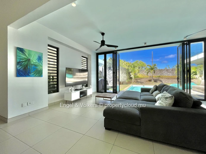 Luxurious Four Bedroom Villa