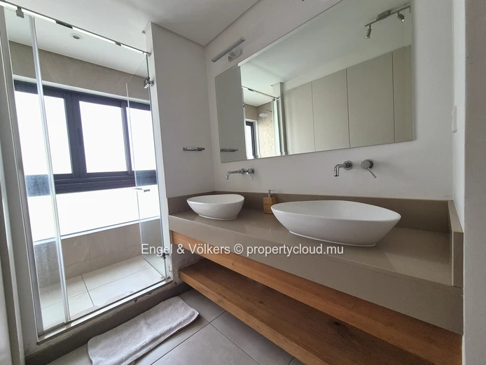 Fully Furnished 3 bedroom Duplex in Waterfront Residence