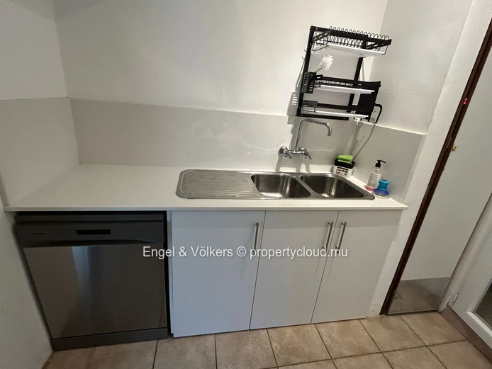 Charming 3-Bedroom Villa for Rent in Bain Boeuf