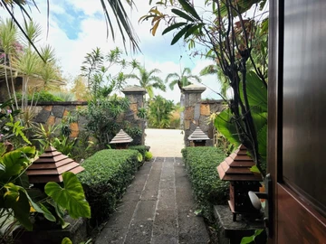 4 Bedroom Villa