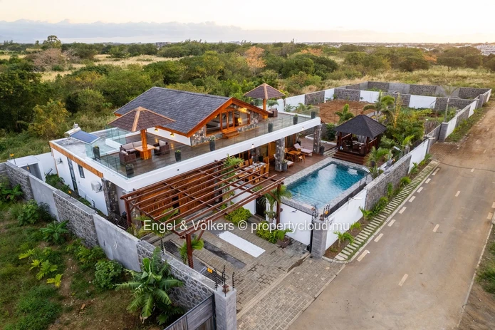 Exquisite Balinese-Mauritian Style Villa for Sale Private Pool | 4 Bedrooms | Mauritian citizen only