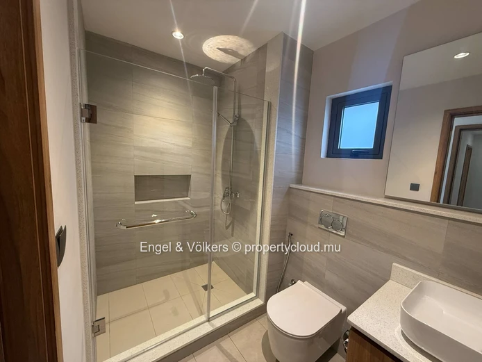 Exquisite Penthouse at Verdant Garden – A Refined Urban Oasis