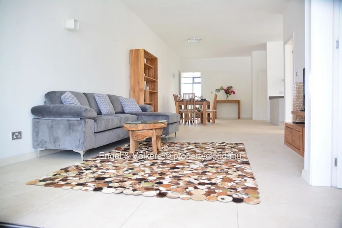 3 bedroom Apartment at Pereybere