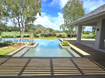 4 Bedroom Villa