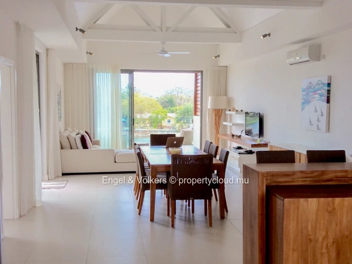 Luxurious 3-Bedroom Penthouse with Marina Views – For Rent in Black River