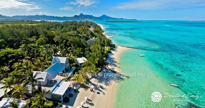 Steps from the Lagoon, Surrounded by Nature