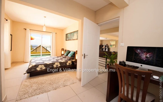 For Sale: Stunning 4-Bedroom Apartment with Magnificent Sea Views