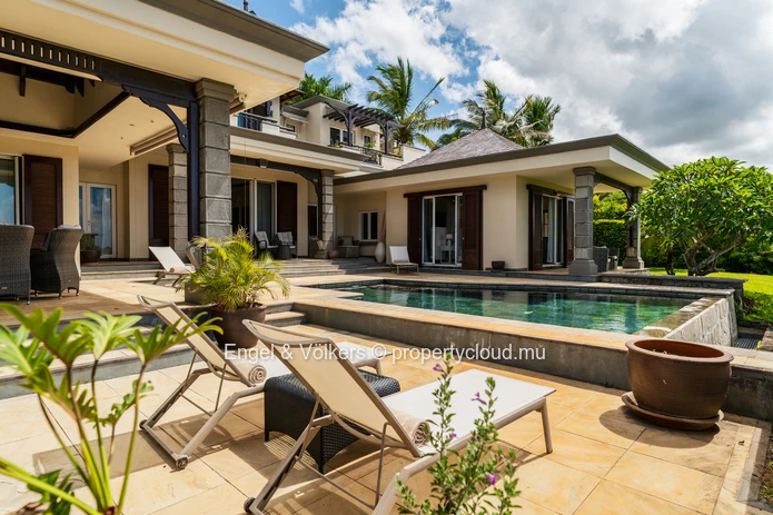 Tranquil Estate Living with Ocean Views