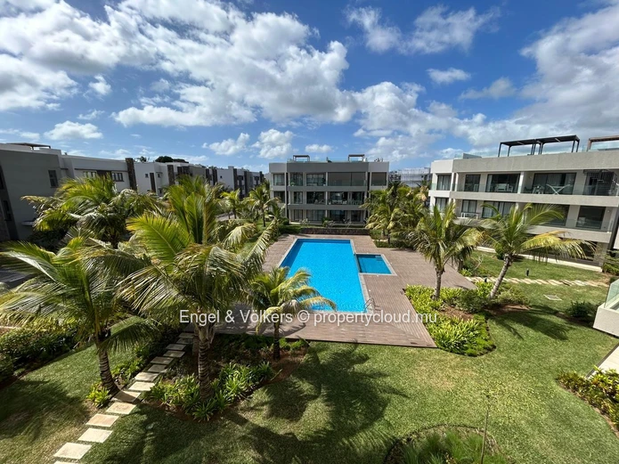 Modern 4-Bedrooms Penthouse for Sale – Pointe aux Canonniers Private Rooftop Pool |