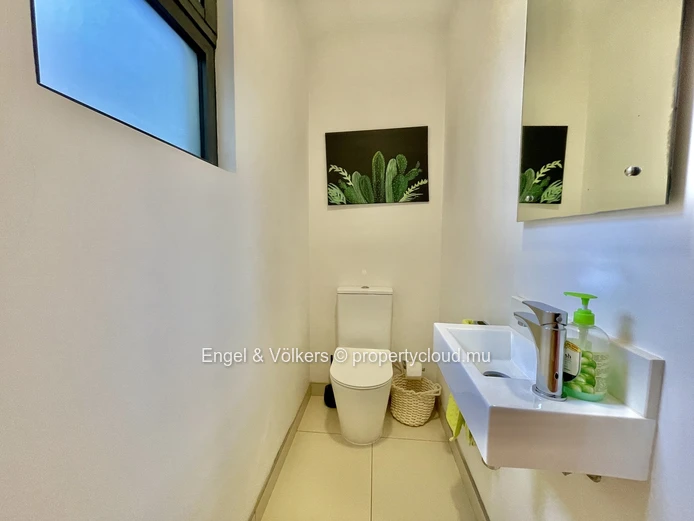 Luxurious Four Bedroom Villa