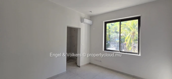 Luxury Sea-View Apartment in Tamarin – A Unique Coastal Living Experience
