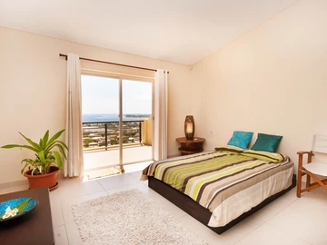 4 Bedroom Apartment