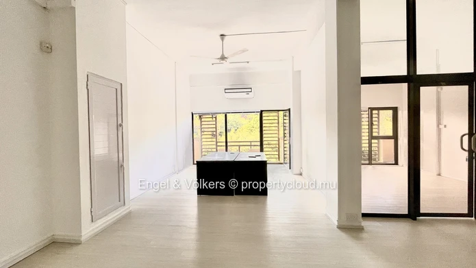 Bright Open-Plan Office with Mountain Views for Rent