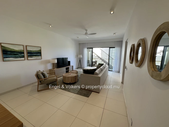 Penthouse Perfection with Rooftop Terrace in Pereybere