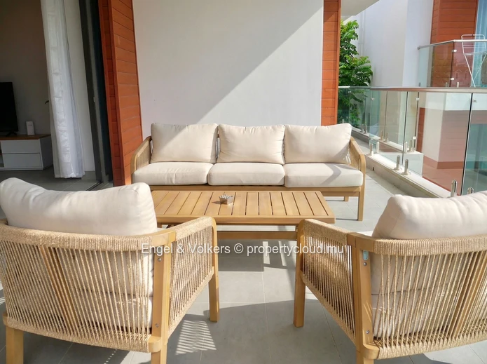 or Rent – Modern 3-Bedroom Apartment with Pool View – Premium Residence in Trou aux Biches