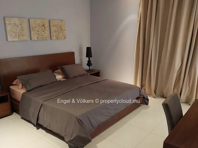 Beachfront 3-Bedroom Apartment for Rent – Black River