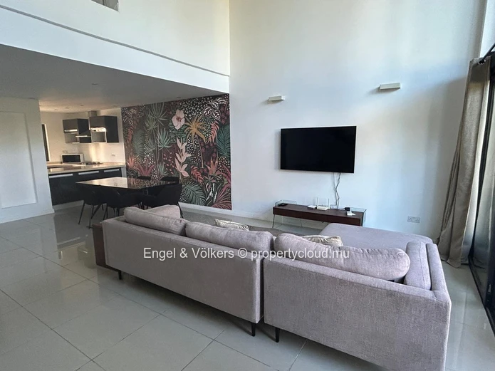 For Rent – Stylish Loft-Style Apartment with Sea Access in Bain Boeuf