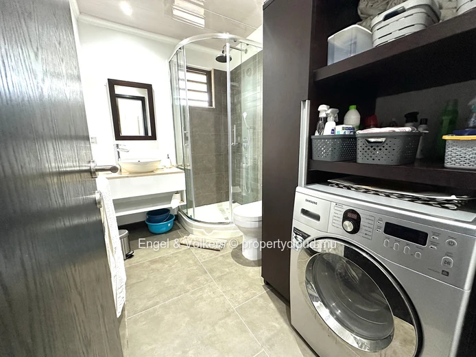 Stylish Ground Floor Living in Domaine des Alizées – Ideal for Investors & Lock-Up-and-Go