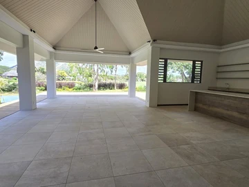 4 Bedroom Villa