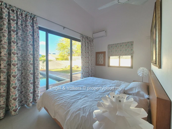 Fully Furnished Contemporary Island Living