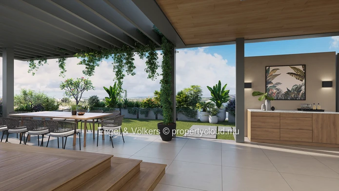 Exclusive 4 Bedroom Penthouse Above the Fairways
