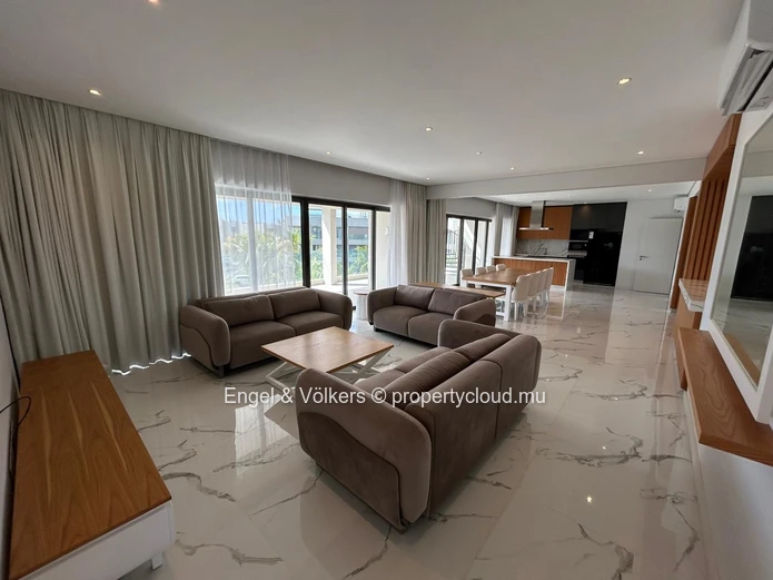 Modern 4-Bedrooms Penthouse for Sale – Pointe aux Canonniers Private Rooftop Pool |