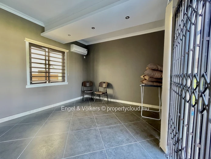Elegant Villa in the Heart of the North - Sole