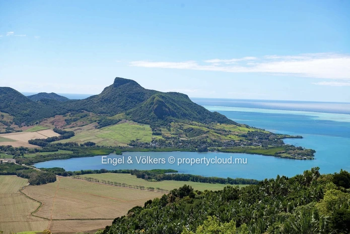 Your Slice of Paradise Awaits in Pointe d’Esny