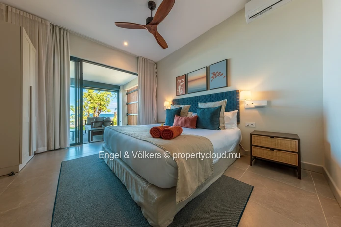 Modern 3-Bedroom Beachfront Apartment with Sea Views