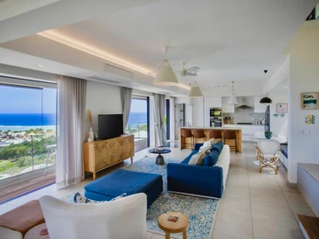 5 Bedroom Villa