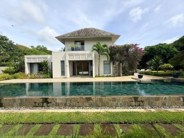 4 Bedroom Villa